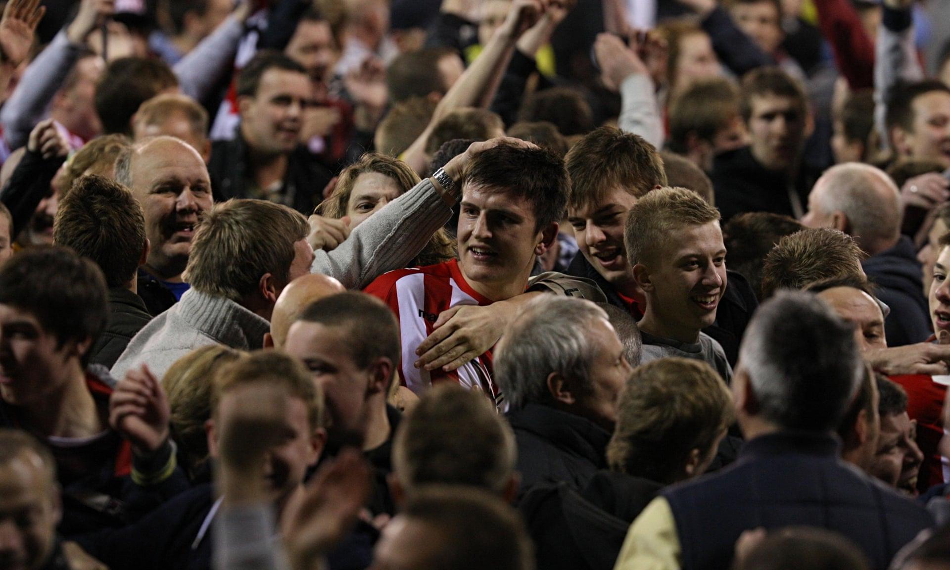 格列兹曼：我们目前的训练强度很大，我感觉自己的状态很好.