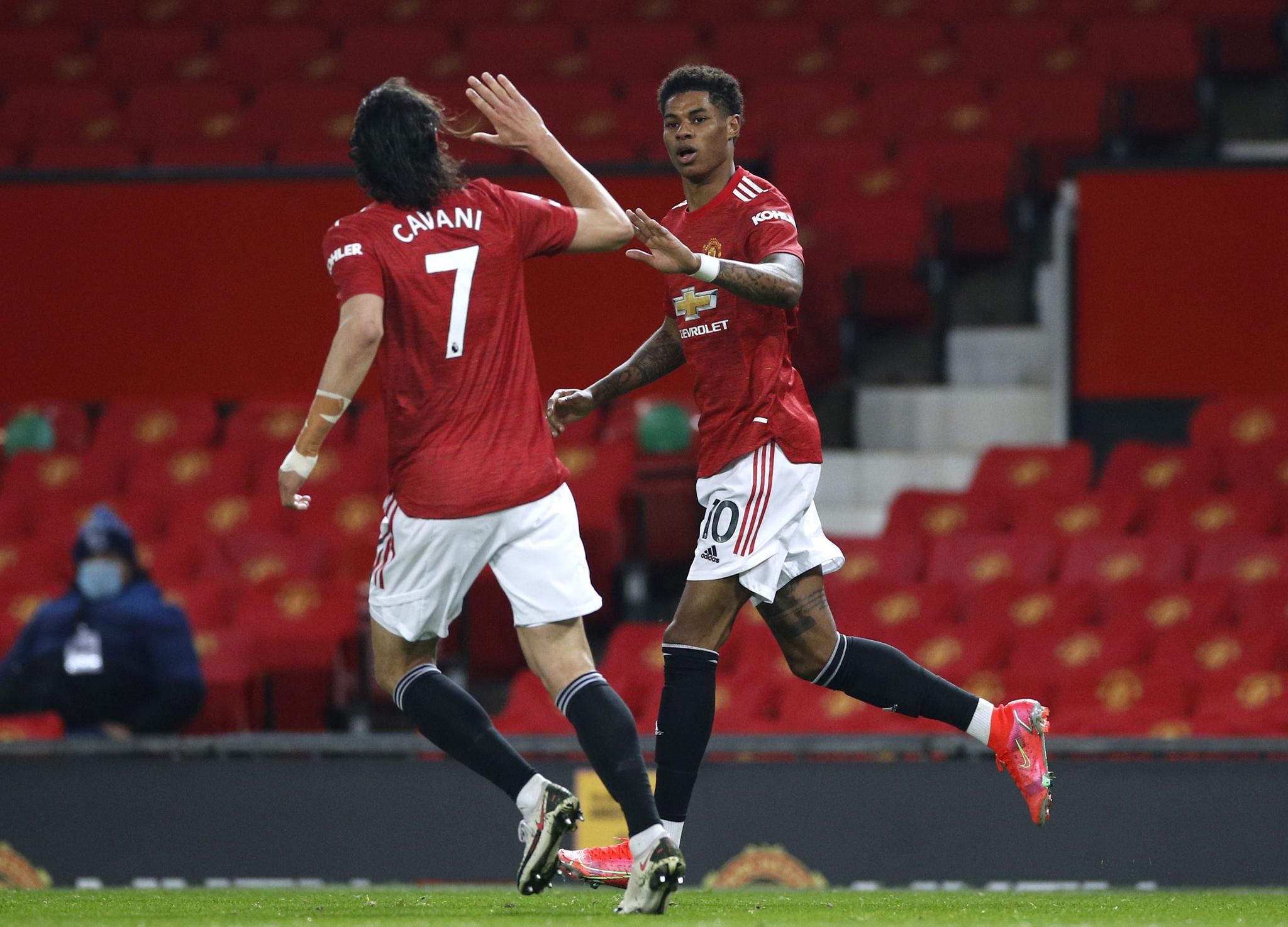 麦金太尔达生涯峰值16位，霍尔100位