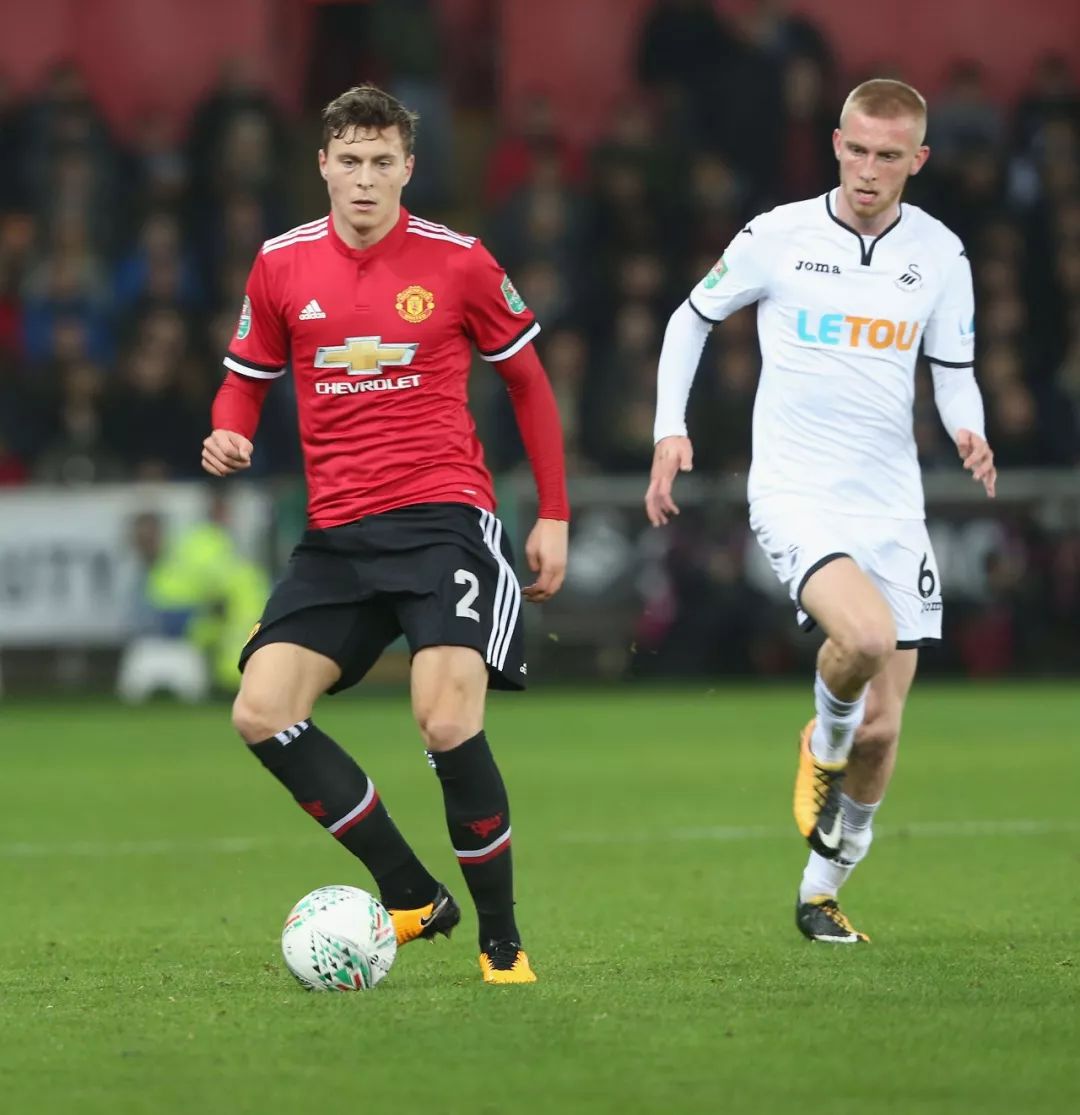 申京欧洲杯爆发背后：特训训练师助力 休赛期投射训练打造信心提升